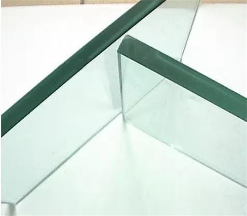 張先生對(duì)向輝玻璃的評(píng)價(jià)